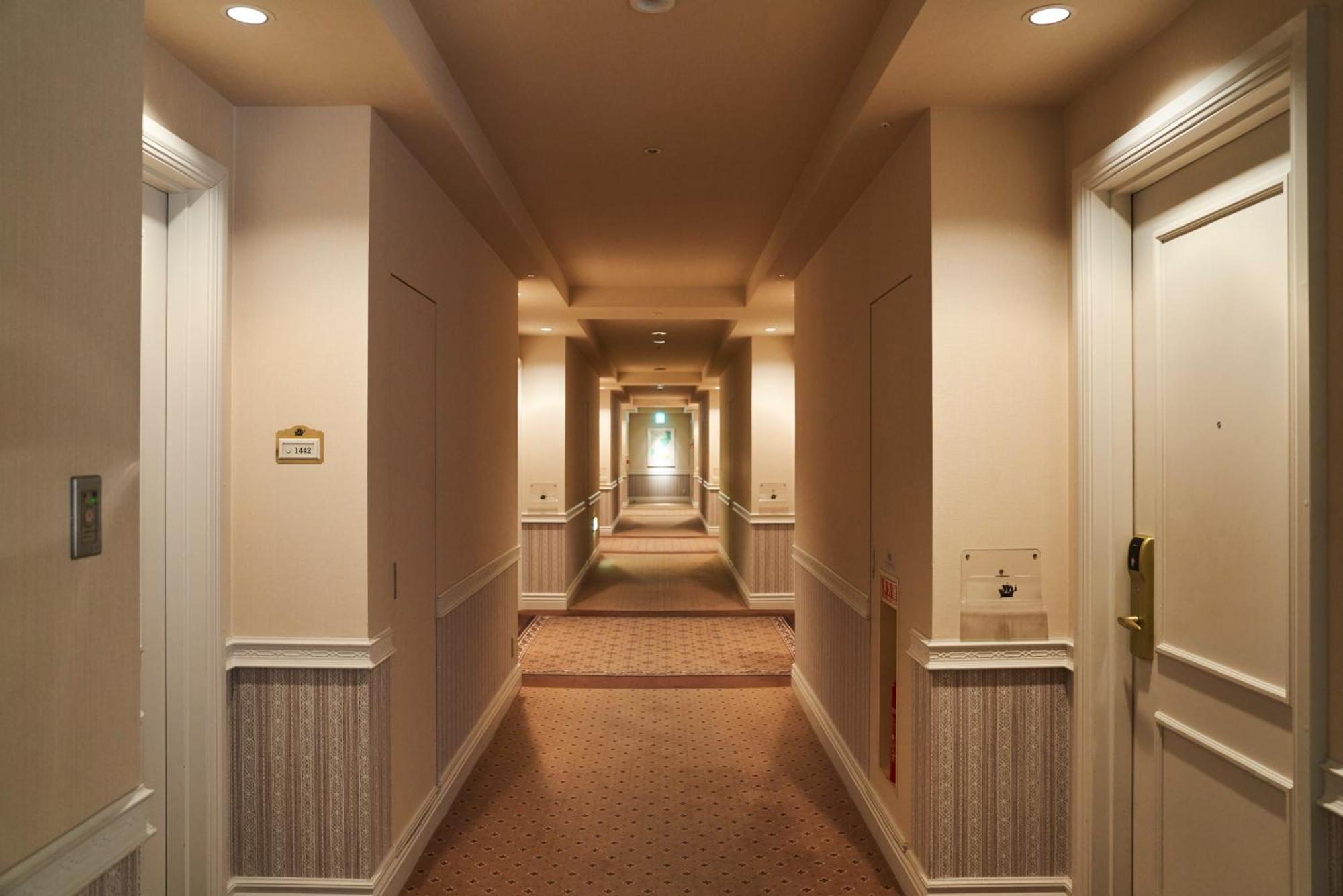 The Global View Nagasaki Hotel Luaran gambar A typical corridor